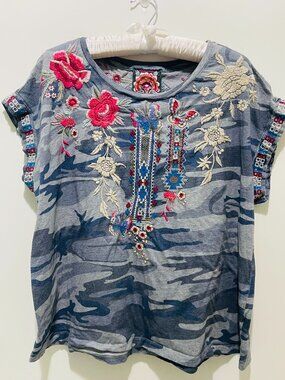 Ladies Johnny Was Embroidered Tee